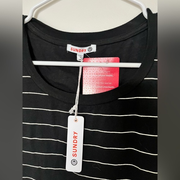 Sundry Ruched Sides T-shirt Dress black Striped - Picture 4 of 8